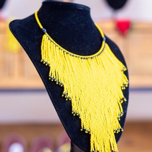 Collier en Perle jaune