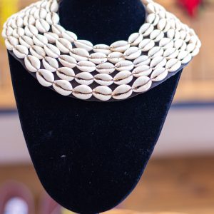 Collier en Cauris + Boucle d'Oreille