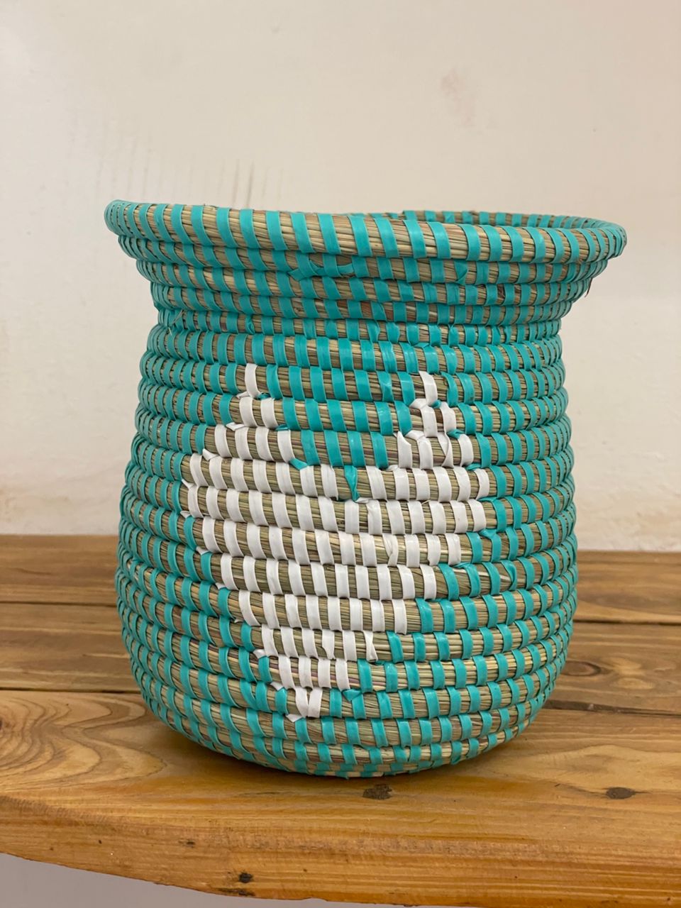 Pot de Fleur Turquoise et Blanc