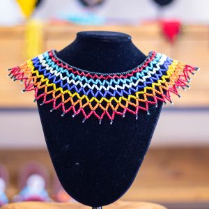Collier en Perles Multicolores