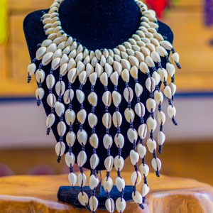 Collier en Cauris + Boucle d'Oreille